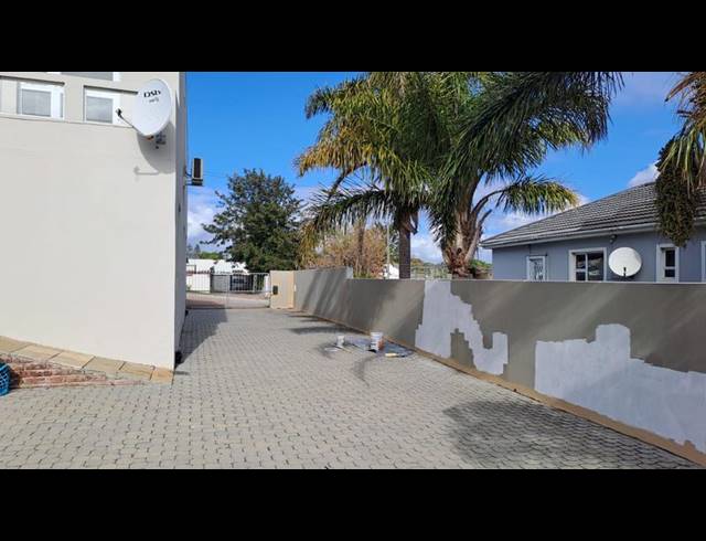 BUSINESS PROPERTY TO RENT IN NEWTON PARK